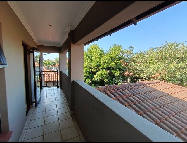4 BEDROOM HOUSE FOR SALE IN PORT ZIMBALI ESTATE